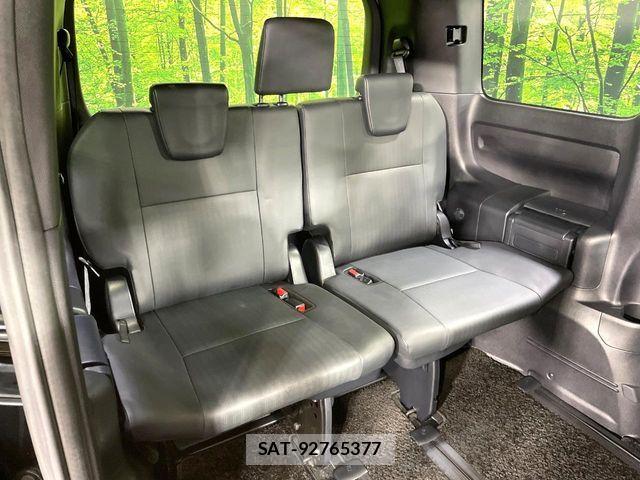 Toyota ESQUIRE 2016-05 7020416-9