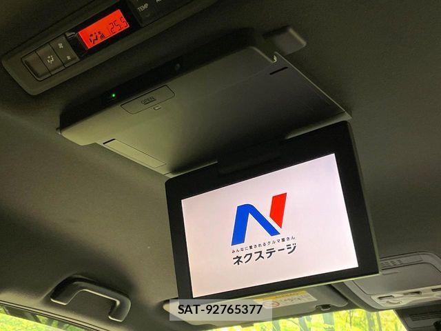 Toyota ESQUIRE 2016-05 7020416-3