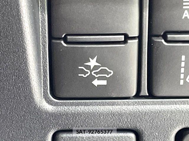 Toyota ESQUIRE 2016-05 7020416-5