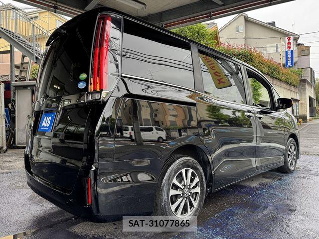 Toyota ESQUIRE 2019-07 7058420-10