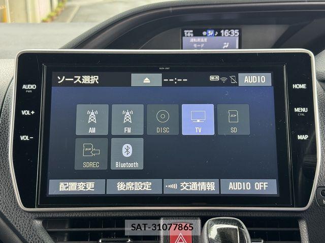 Toyota ESQUIRE 2019-07 7058420-3