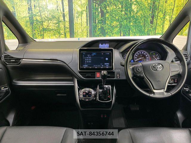 Toyota ESQUIRE 2020-06 7058422-1