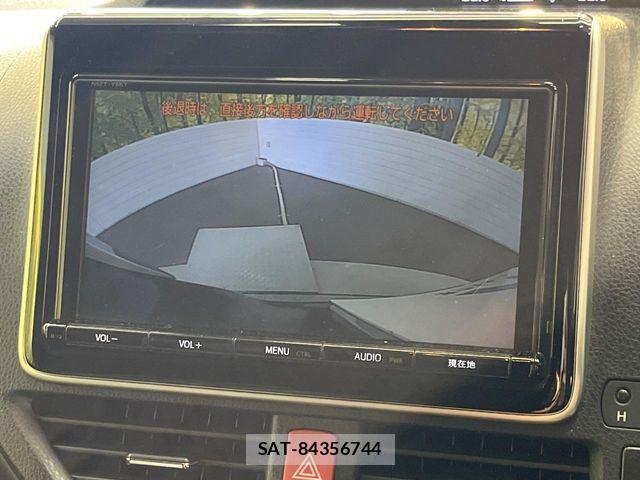 Toyota ESQUIRE 2020-06 7058422-3
