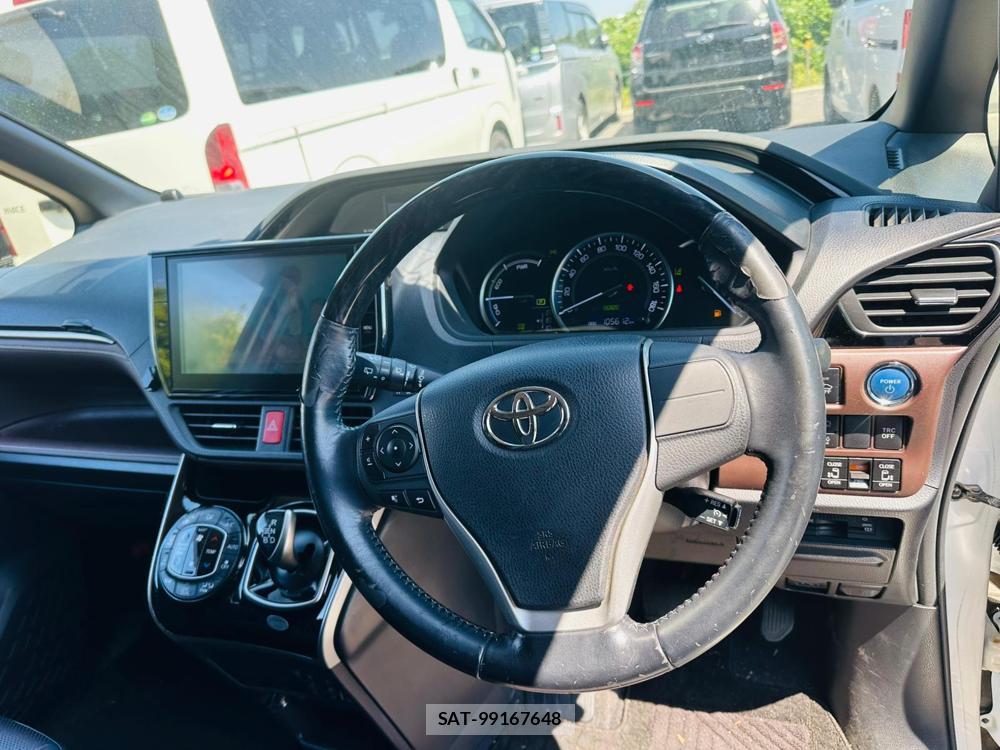 Toyota ESQUIRE 2016 7180513-14