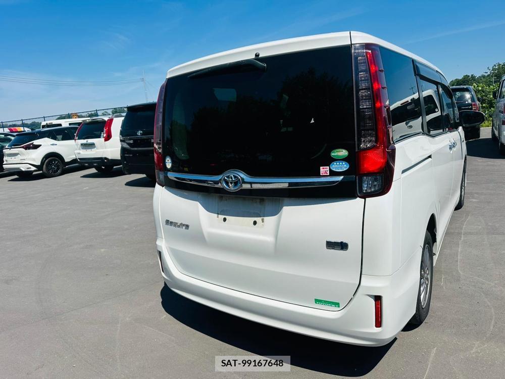 Toyota ESQUIRE 2016 7180513-4