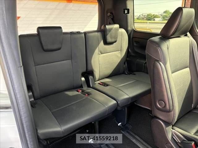Toyota ESQUIRE 2020-04 7218132-20