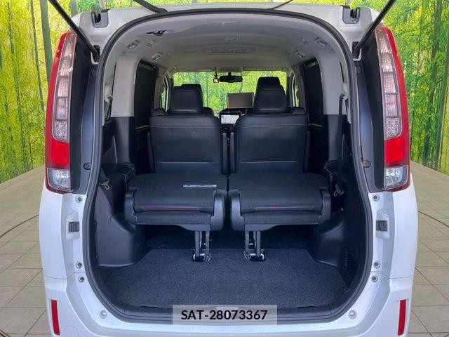 Toyota ESQUIRE 2015-04 7218115-10