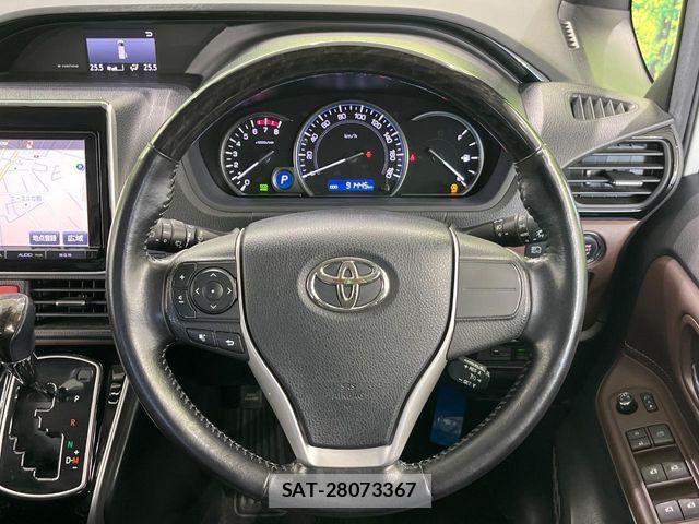 Toyota ESQUIRE 2015-04 7218115-11