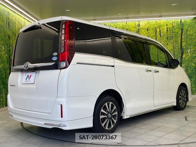 Toyota ESQUIRE 2015-04 7218115-17