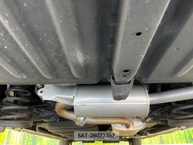 Toyota ESQUIRE 2015-04 7218115-19