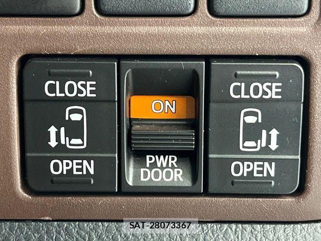 Toyota ESQUIRE 2015-04 7218115-5