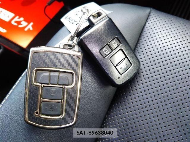 Toyota ESQUIRE 2015-05 7218116-13