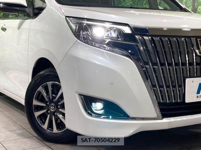 Toyota ESQUIRE 2021-04 7218134-12