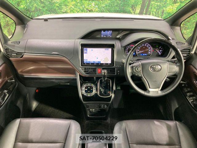 Toyota ESQUIRE 2021-04 7218134-1