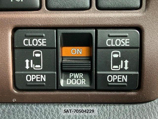 Toyota ESQUIRE 2021-04 7218134-5