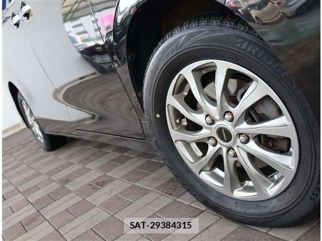 Toyota ESQUIRE 2016-07 7218119-21