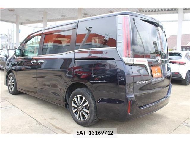 Toyota ESQUIRE 2018-10 7218128-10
