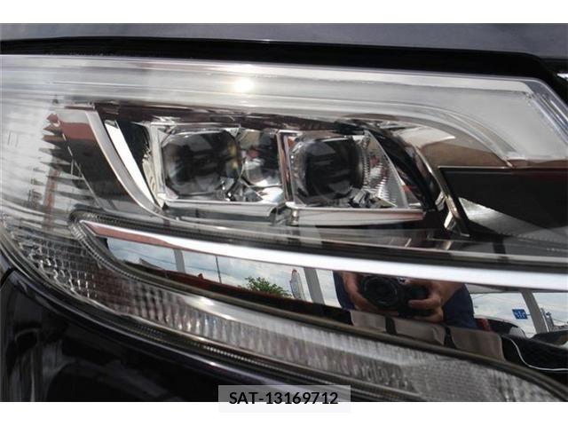 Toyota ESQUIRE 2018-10 7218128-18