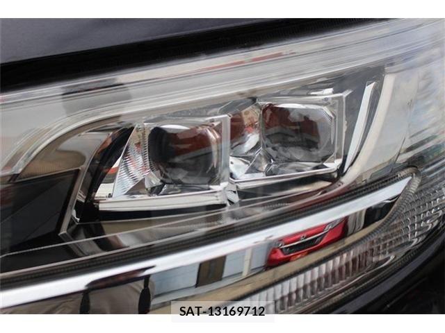 Toyota ESQUIRE 2018-10 7218128-19