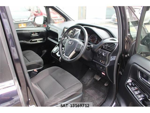 Toyota ESQUIRE 2018-10 7218128-24