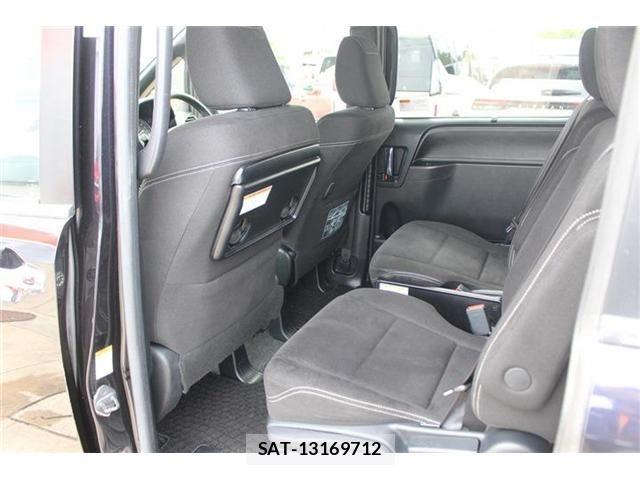 Toyota ESQUIRE 2018-10 7218128-27