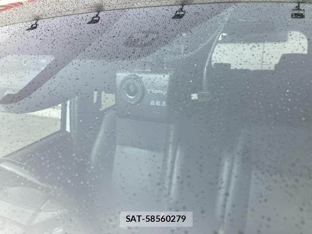 Toyota ESQUIRE 2018-02 7218126-13
