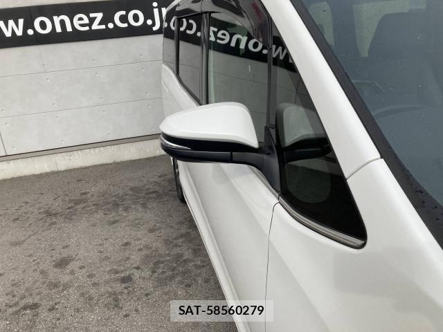 Toyota ESQUIRE 2018-02 7218126-14
