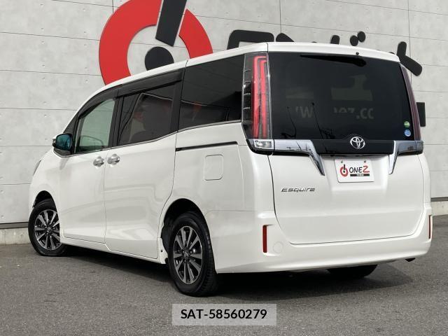 Toyota ESQUIRE 2018-02 7218126-15