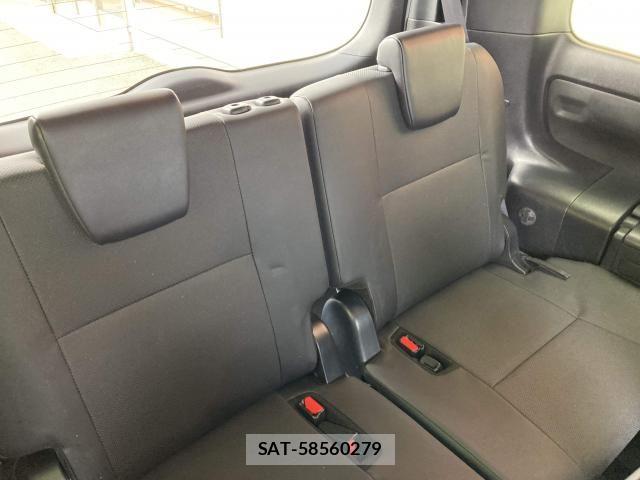 Toyota ESQUIRE 2018-02 7218126-24