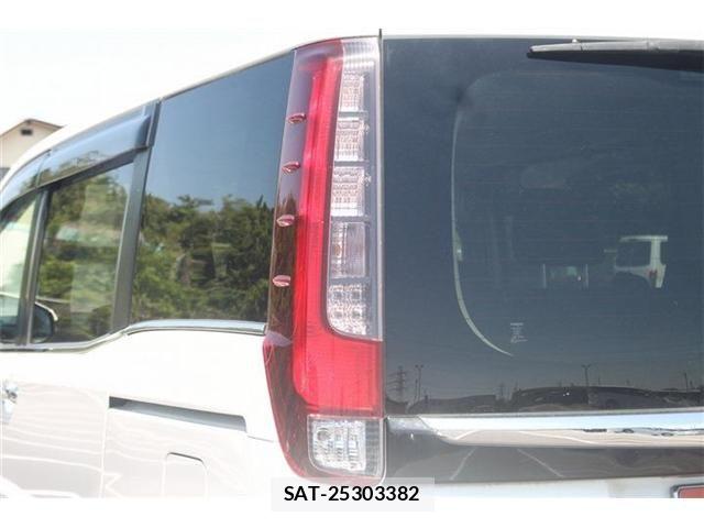 Toyota ESQUIRE 2016-04 7218118-11