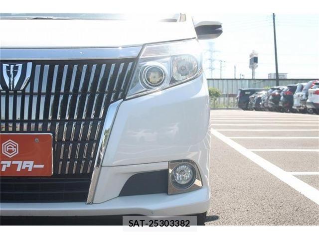 Toyota ESQUIRE 2016-04 7218118-5