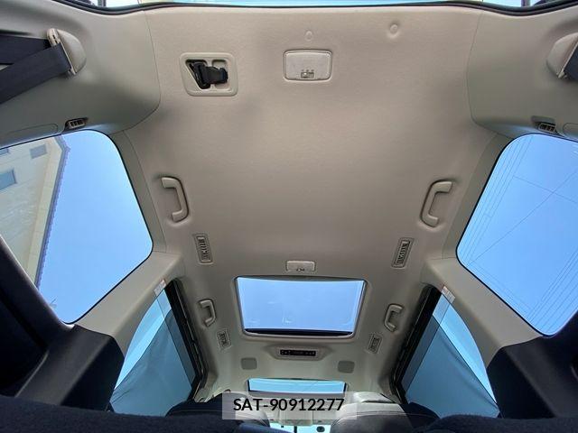 Toyota ESQUIRE 2015-06 7218117-19