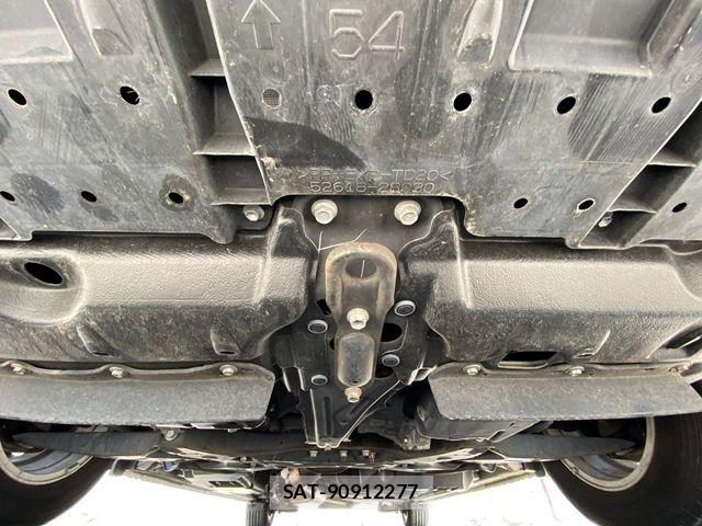 Toyota ESQUIRE 2015-06 7218117-27