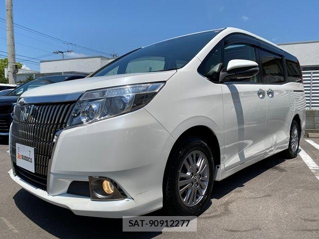 Toyota ESQUIRE 2015-06 7218117-3