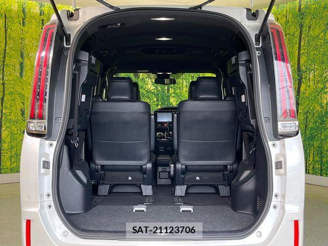 Toyota ESQUIRE 2019-06 7218130-10