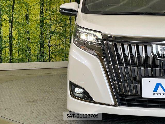Toyota ESQUIRE 2019-06 7218130-12