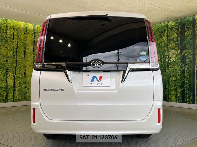 Toyota ESQUIRE 2019-06 7218130-15