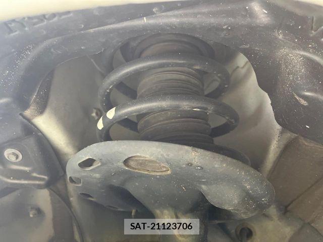 Toyota ESQUIRE 2019-06 7218130-19