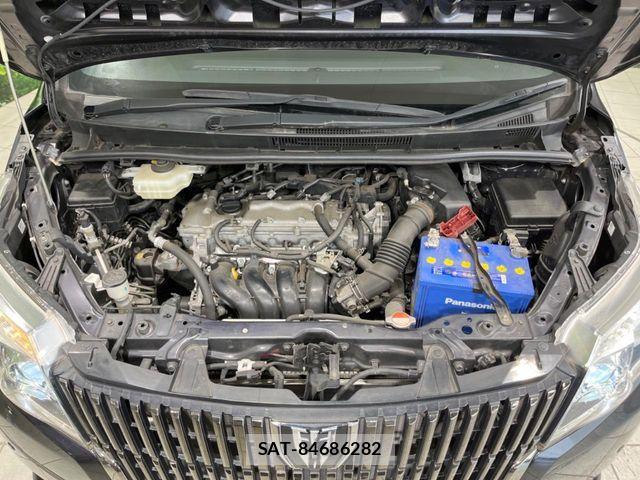 Toyota ESQUIRE 2016-04 7218114-18