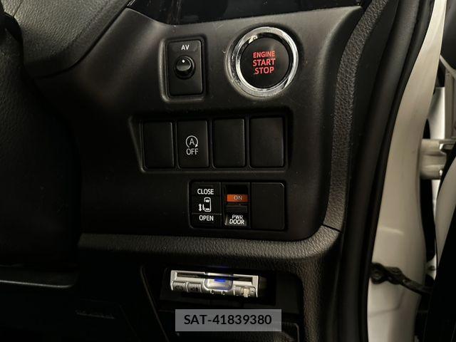 Toyota ESQUIRE 2014-11 7218112-7