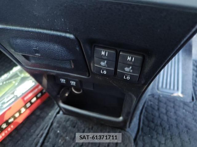 Toyota ESQUIRE 2017-11 7218120-16