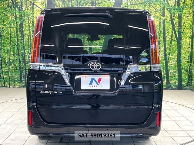 Toyota ESQUIRE 2019-09 7218131-15