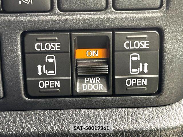 Toyota ESQUIRE 2019-09 7218131-5