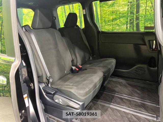 Toyota ESQUIRE 2019-09 7218131-8
