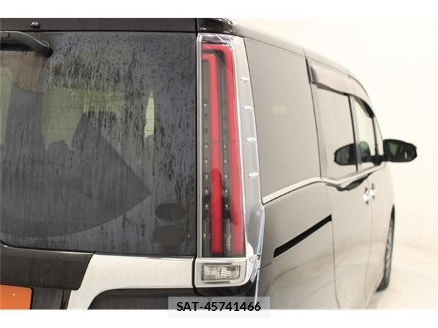 Toyota ESQUIRE 2019-04 7218129-17