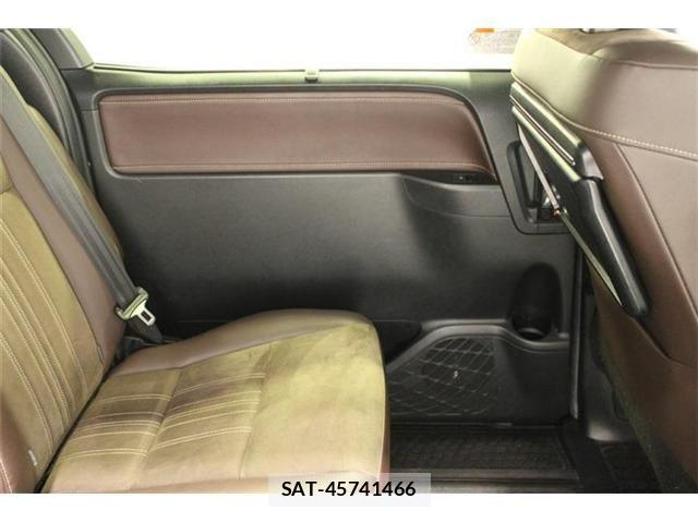 Toyota ESQUIRE 2019-04 7218129-29
