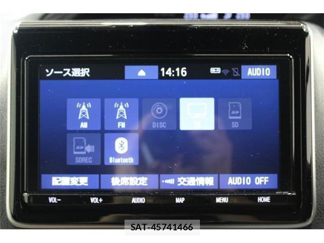 Toyota ESQUIRE 2019-04 7218129-4