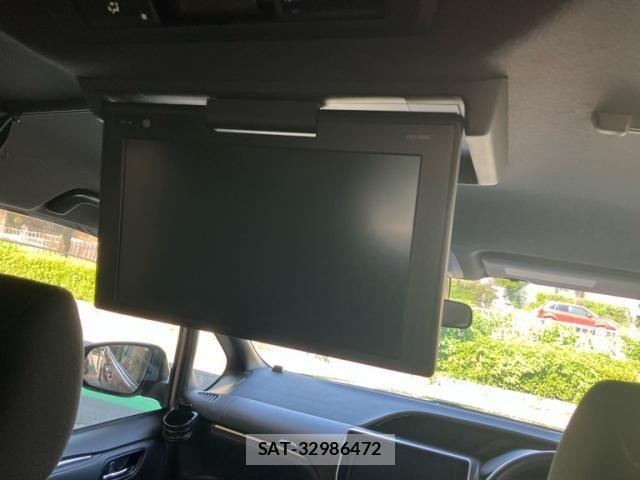 Toyota ESQUIRE 2017-12 7250727-13