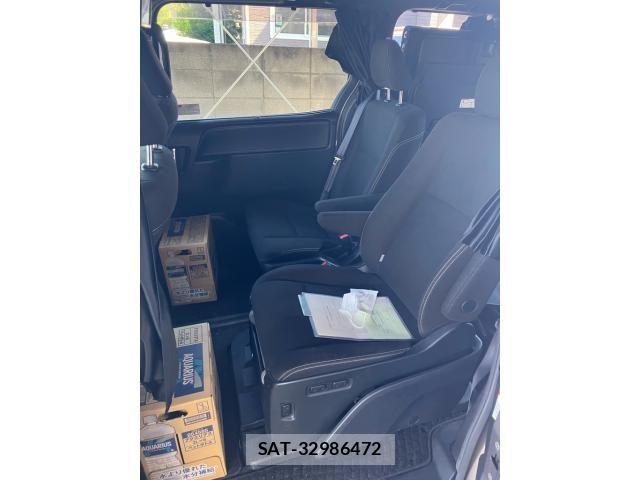 Toyota ESQUIRE 2017-12 7250727-15