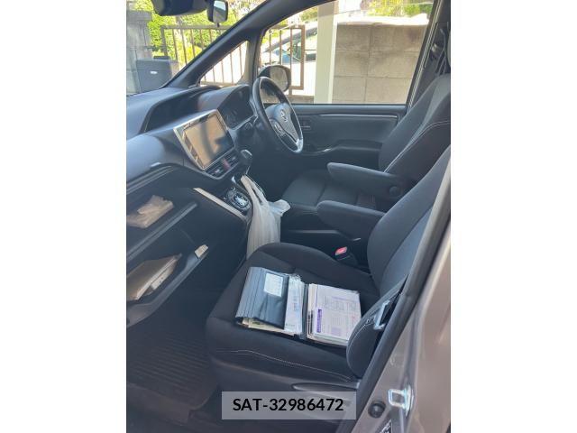 Toyota ESQUIRE 2017-12 7250727-17